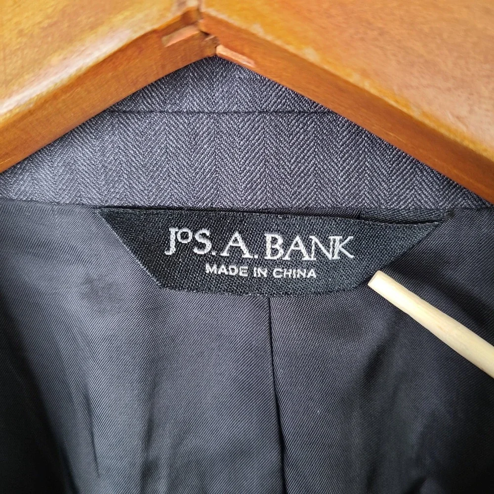 Jos A Bank Jacket Mens 46XL Gray Herringbone Blazer Two Button Wool Suit Coat‎